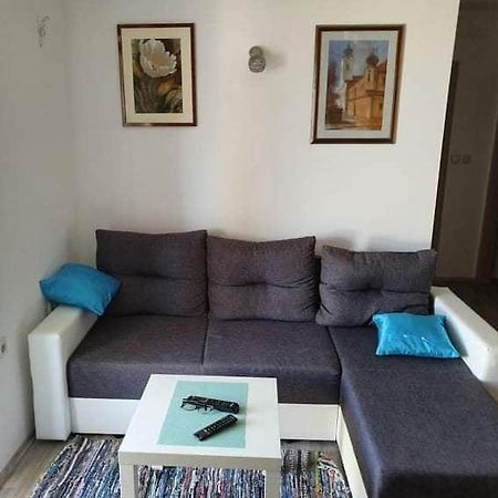 דירות פג Apartman Dora מראה חיצוני תמונה